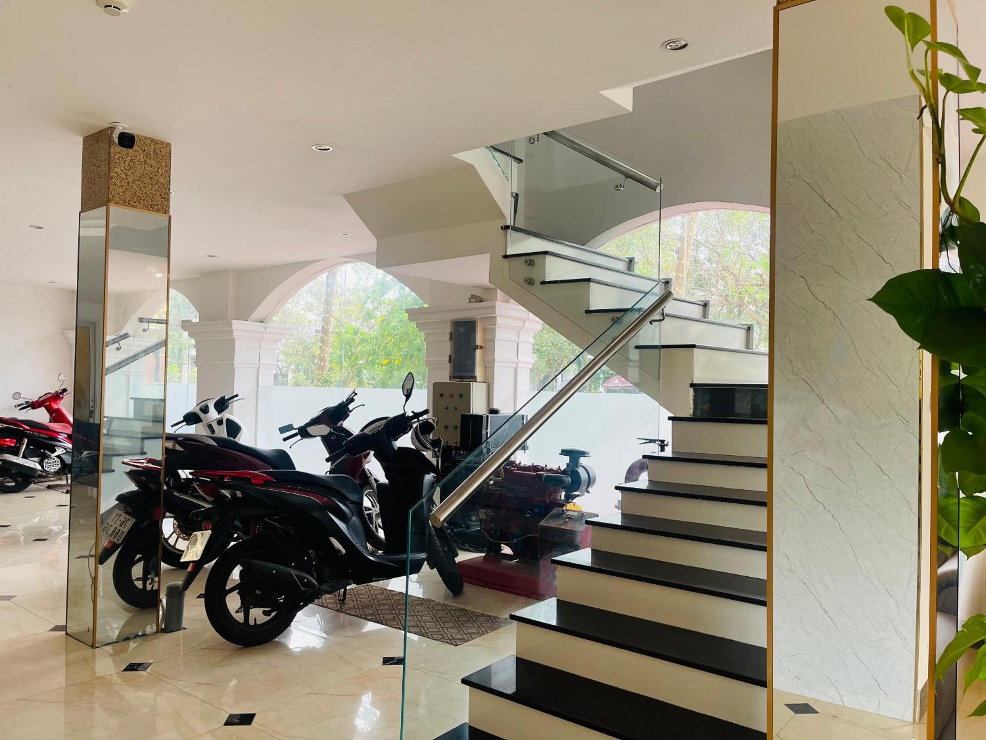 Khach San Romo Otel Kuang Ngai Dış mekan fotoğraf